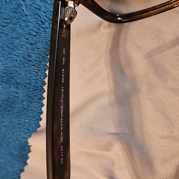 Ray Ban Sunglasses - Picture 4 of 4